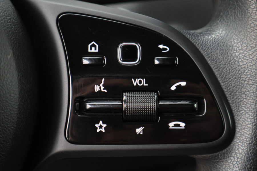 Mercedes-Benz Sprinter 317 CDI Aut. L2H1 Leer, 3-Zits, Camera, Standkachel, Airco, Cruise, Apple Carplay, Trekhaak