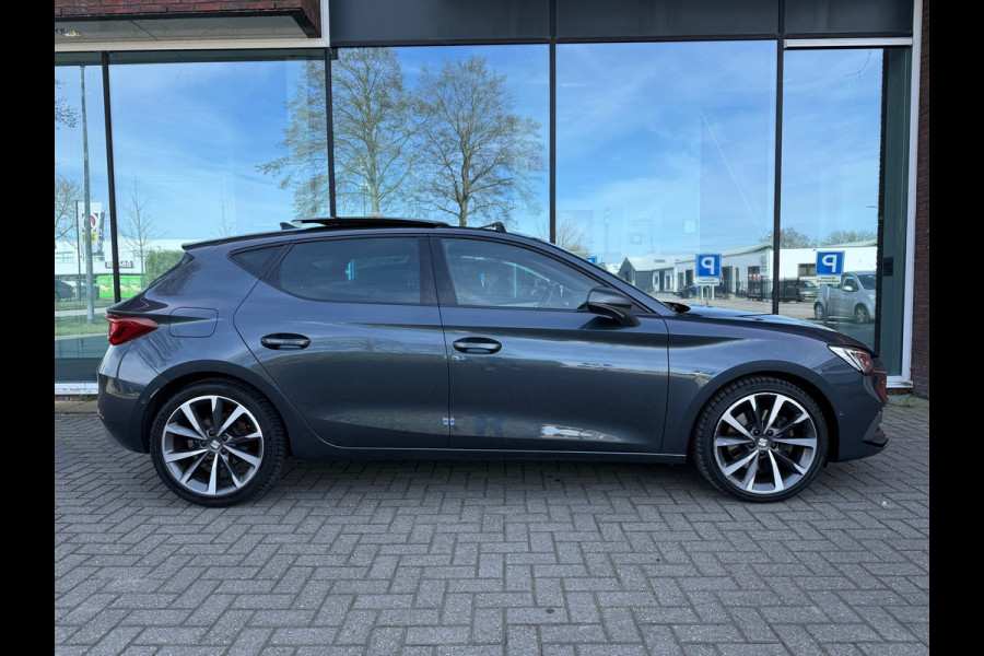 Seat Leon 1.5 eTSI FR Launch Edition - Automaat - schuif-/kanteldak - Beats - Trekhaak - Org.NL
