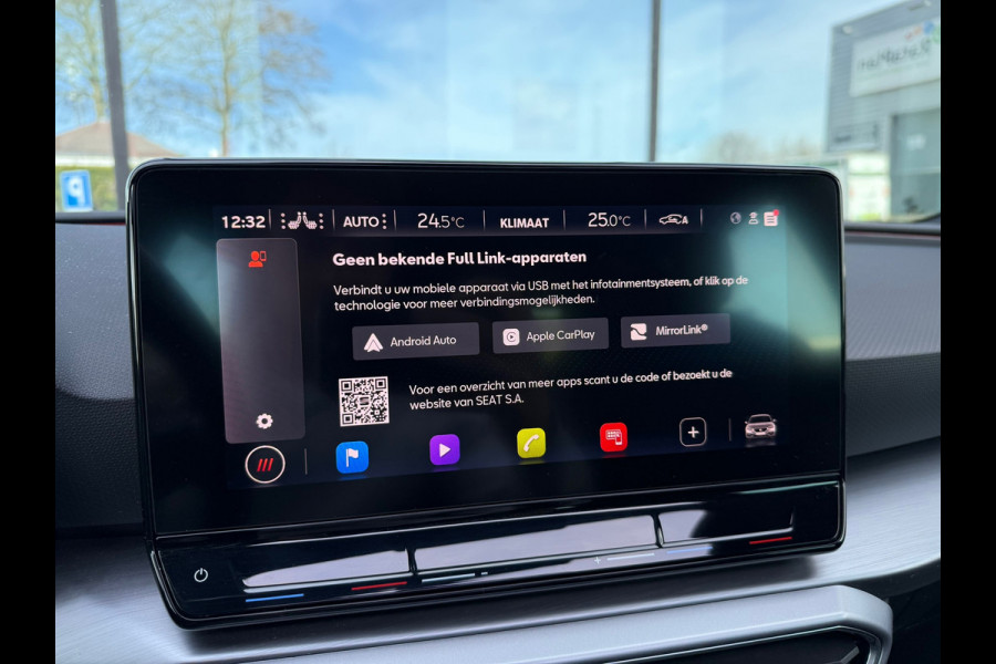 Seat Leon 1.5 eTSI FR Launch Edition - Automaat - schuif-/kanteldak - Beats - Trekhaak - Org.NL