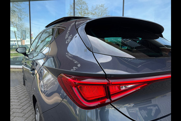 Seat Leon 1.5 eTSI FR Launch Edition - Automaat - schuif-/kanteldak - Beats - Trekhaak - Org.NL