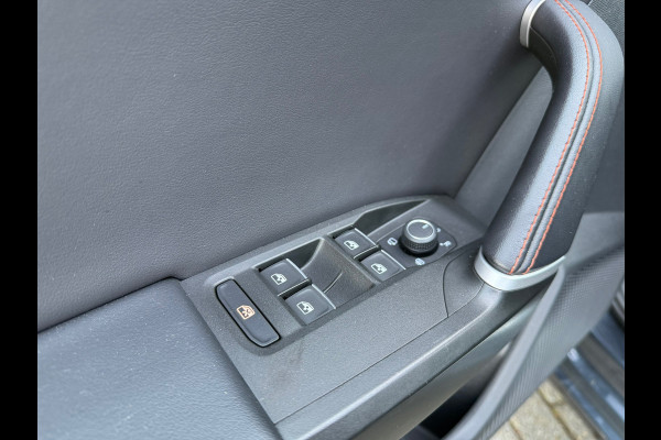 Seat Leon 1.5 eTSI FR Launch Edition - Automaat - schuif-/kanteldak - Beats - Trekhaak - Org.NL