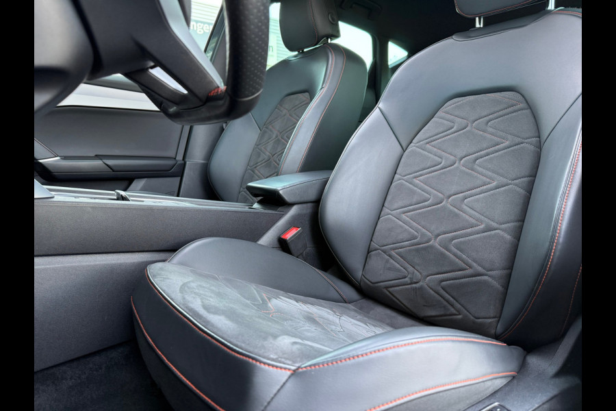 Seat Leon 1.5 eTSI FR Launch Edition - Automaat - schuif-/kanteldak - Beats - Trekhaak - Org.NL
