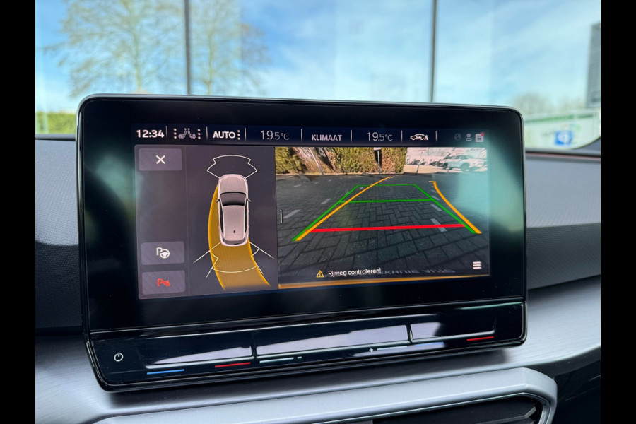 Seat Leon 1.5 eTSI FR Launch Edition - Automaat - schuif-/kanteldak - Beats - Trekhaak - Org.NL