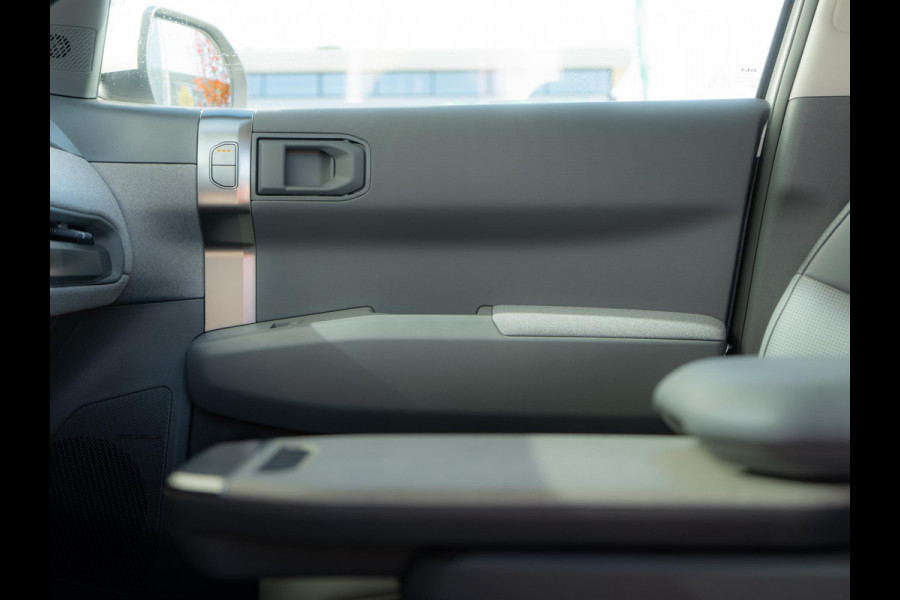 Kia EV3 Plus Advanced 81.4 kWh | Op voorraad | Schuifkanteldak | Stoel en stuurverwarming |