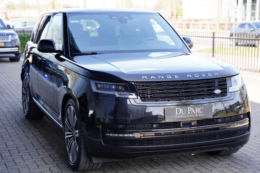 Land Rover Range Rover P 440 SE Zwart Leder / 23 Inch / Panoramadak