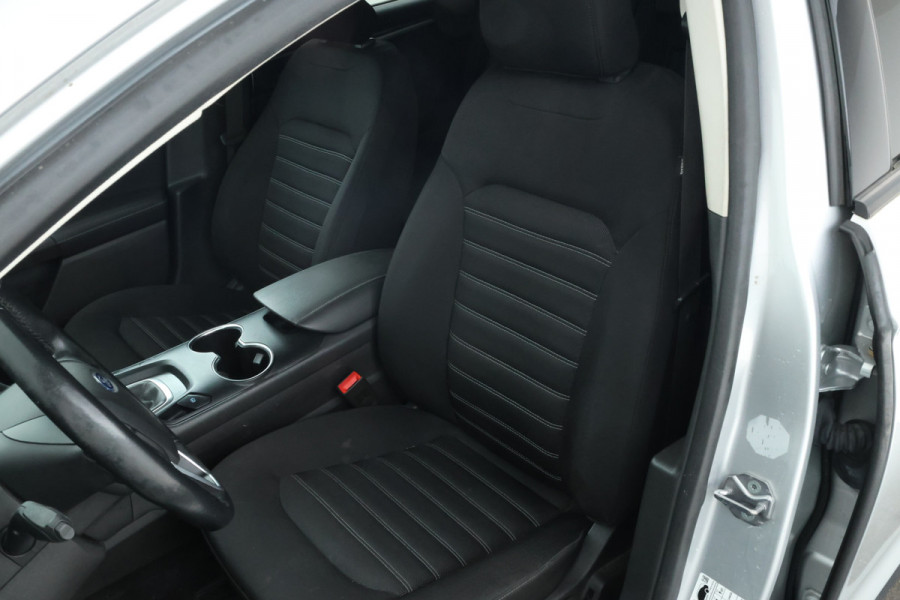 Ford Mondeo Wagon 2.0 EcoBlue Titanium Navigatie, Climate, Trekhaak,