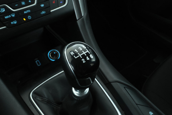 Ford Mondeo Wagon 2.0 EcoBlue Titanium Navigatie, Climate, Trekhaak,