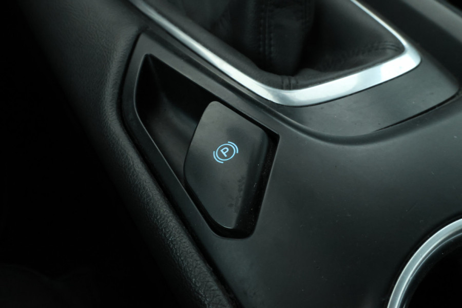 Ford Mondeo Wagon 2.0 EcoBlue Titanium Navigatie, Climate, Trekhaak,