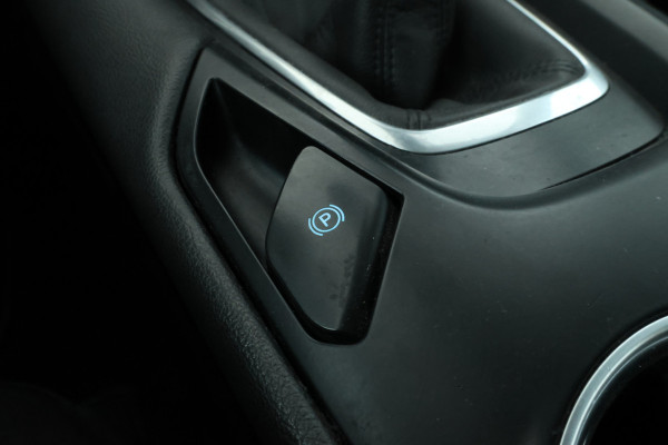 Ford Mondeo Wagon 2.0 EcoBlue Titanium Navigatie, Climate, Trekhaak,