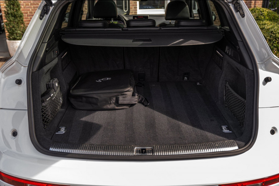 Audi Q5 55 TFSI e Quattro S Edition 367 PK Pano RS-Zetels Trekhaak Virtual 360 Camera B&O 20''