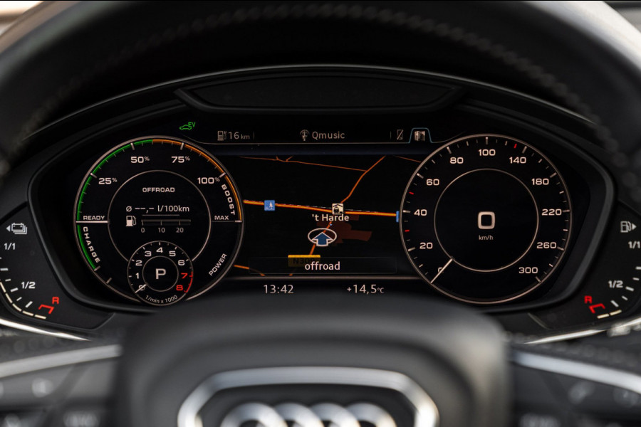 Audi Q5 55 TFSI e Quattro S Edition 367 PK Pano RS-Zetels Trekhaak Virtual 360 Camera B&O 20''