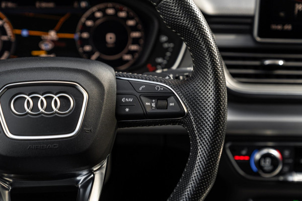 Audi Q5 55 TFSI e Quattro S Edition 367 PK Pano RS-Zetels Trekhaak Virtual 360 Camera B&O 20''
