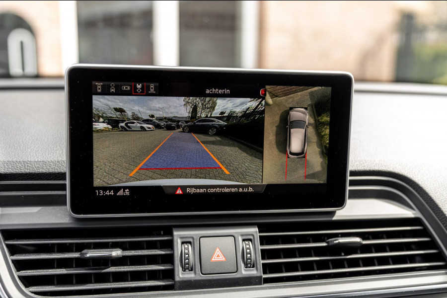 Audi Q5 55 TFSI e Quattro S Edition 367 PK Pano RS-Zetels Trekhaak Virtual 360 Camera B&O 20''