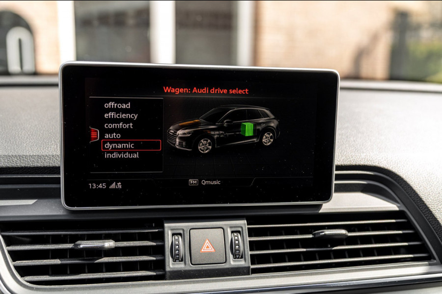 Audi Q5 55 TFSI e Quattro S Edition 367 PK Pano RS-Zetels Trekhaak Virtual 360 Camera B&O 20''