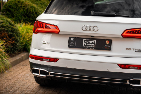 Audi Q5 55 TFSI e Quattro S Edition 367 PK Pano RS-Zetels Trekhaak Virtual 360 Camera B&O 20''