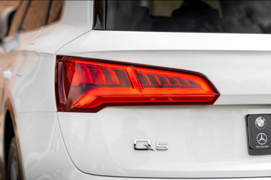 Audi Q5 55 TFSI e Quattro S Edition 367 PK Pano RS-Zetels Trekhaak Virtual 360 Camera B&O 20''