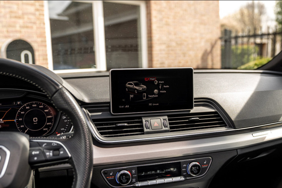 Audi Q5 55 TFSI e Quattro S Edition 367 PK Pano RS-Zetels Trekhaak Virtual 360 Camera B&O 20''