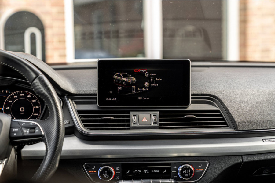 Audi Q5 55 TFSI e Quattro S Edition 367 PK Pano RS-Zetels Trekhaak Virtual 360 Camera B&O 20''