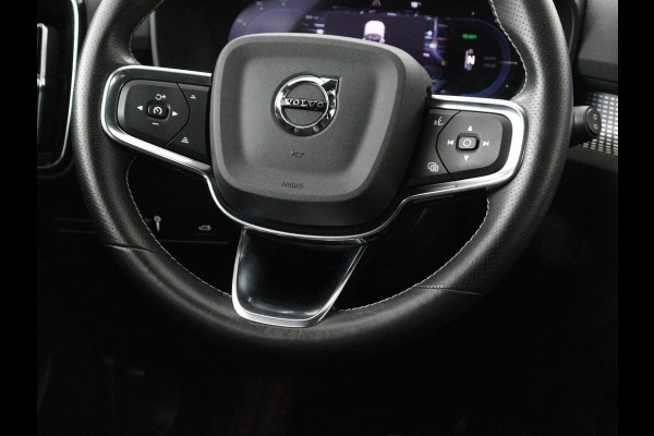 Volvo XC40 Recharge P8 AWD R-Design | SOH 90.6% | Leder/Alcantara | Stoelverwarming | Harman/Kardon | Adaptive cruise | Side Assist | Carplay | Stuurverwarming | Navigatie | Full LED | Camera