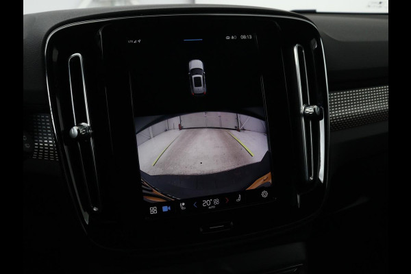 Volvo XC40 Recharge P8 AWD R-Design | SOH 90.6% | Leder/Alcantara | Stoelverwarming | Harman/Kardon | Adaptive cruise | Side Assist | Carplay | Stuurverwarming | Navigatie | Full LED | Camera