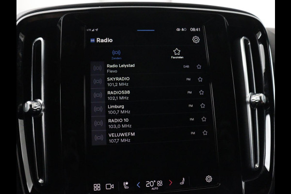 Volvo XC40 Recharge P8 AWD R-Design | SOH 90.6% | Leder/Alcantara | Stoelverwarming | Harman/Kardon | Adaptive cruise | Side Assist | Carplay | Stuurverwarming | Navigatie | Full LED | Camera