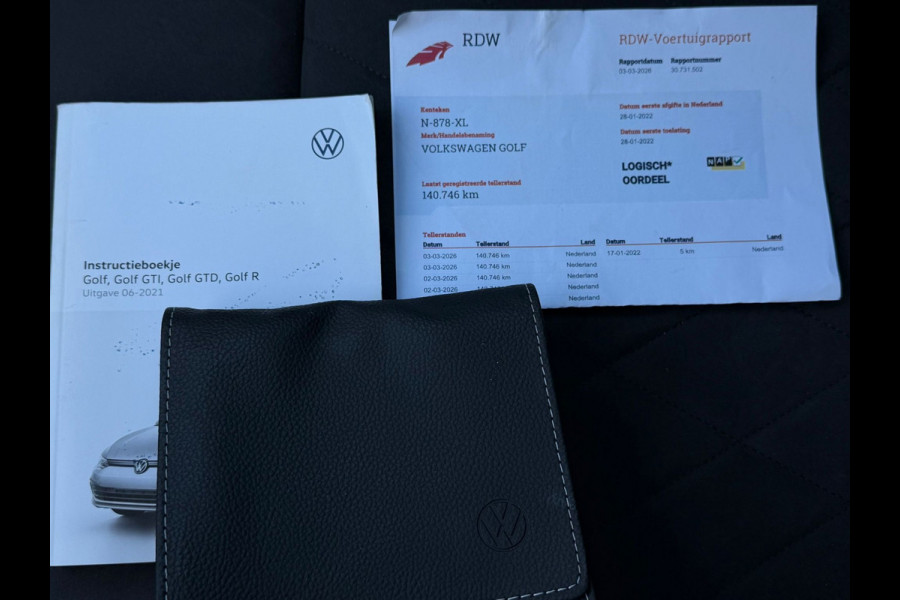 Volkswagen Golf 1.0 eTSI AUTOMAAT Life Business, vele opties, led verlichting,stoel-stuurverwarming, 1 e eigenaar, NL auto met nap