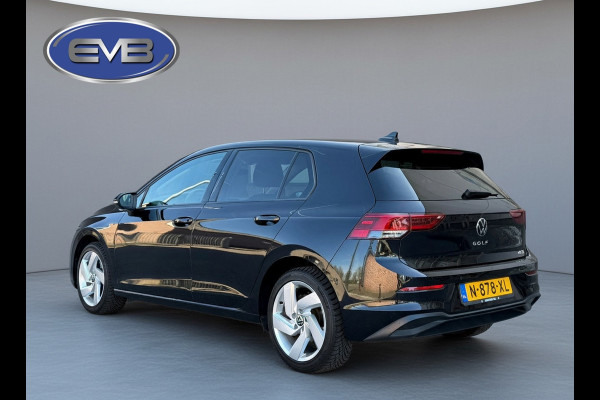 Volkswagen Golf 1.0 eTSI AUTOMAAT Life Business, vele opties, led verlichting,stoel-stuurverwarming, 1 e eigenaar, NL auto met nap