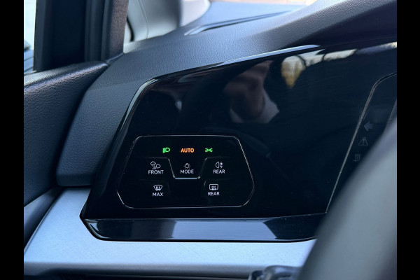 Volkswagen Golf 1.0 eTSI AUTOMAAT Life Business, vele opties, led verlichting,stoel-stuurverwarming, 1 e eigenaar, NL auto met nap