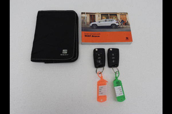 Seat Ateca 1.5 TSI Style | Automaat | Trekhaak | Camera | Carplay | Navigatie | Cruise control | Climate control | Getint glas