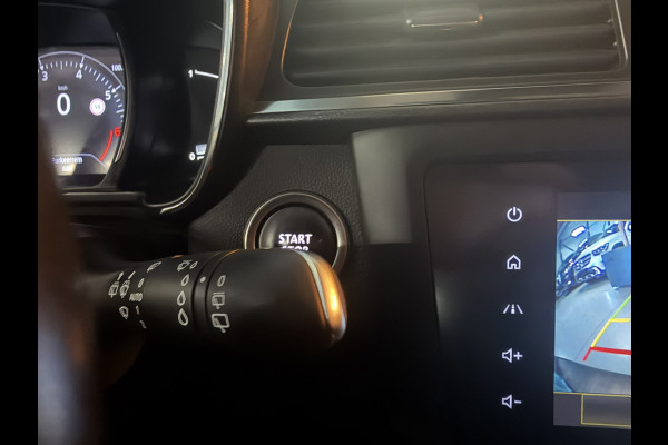 Renault Kadjar 1.3 TCe Intens Garantie Trekhaak 140PK Camera Blindspot Led PDC Clima Navi Cruise Parkeerhulp Lane Rijklaar