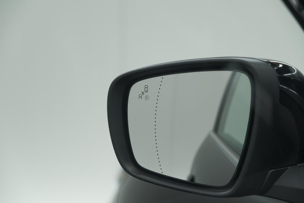 Renault Kadjar TCe 140 EDC Techno | Trekhaak | Camera | Panoramadak | Dodehoekdetectie