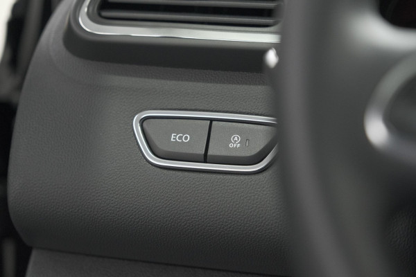 Renault Kadjar TCe 140 EDC Techno | Trekhaak | Camera | Panoramadak | Dodehoekdetectie