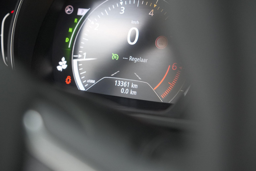 Renault Kadjar TCe 140 EDC Techno | Trekhaak | Camera | Panoramadak | Dodehoekdetectie