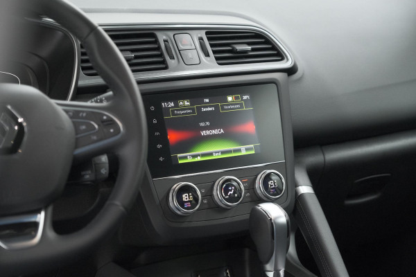 Renault Kadjar TCe 140 EDC Techno | Trekhaak | Camera | Panoramadak | Dodehoekdetectie