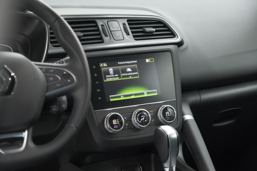 Renault Kadjar TCe 140 EDC Techno | Trekhaak | Camera | Panoramadak | Dodehoekdetectie