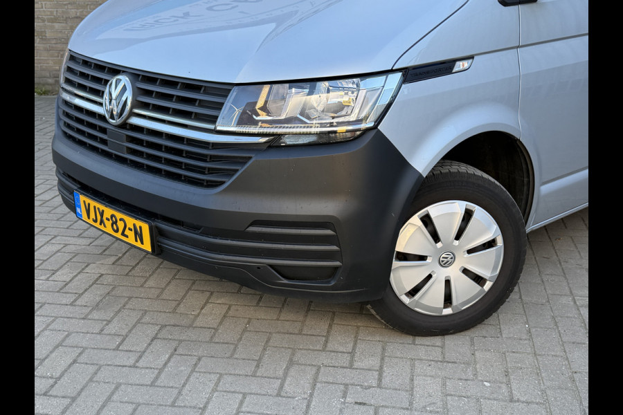 Volkswagen Transporter 2.0 TDI L2H1 150PK Euro6 CarPlay/cruise control/Trekhaak/dab