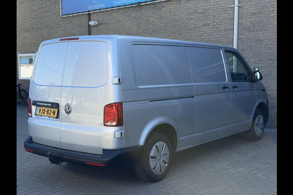 Volkswagen Transporter 2.0 TDI L2H1 150PK Euro6 CarPlay/cruise control/Trekhaak/dab