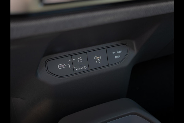 Kia EV3 Plus Advanced 81.4 kWh | Op voorraad | Schuifkanteldak | Stoel en stuurverwarming |