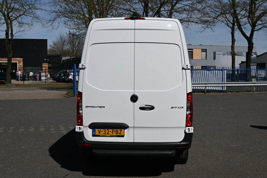 Mercedes-Benz Sprinter 317 CDI L2H2 Pro LED, Geveerde stoel, Navigatie met camera