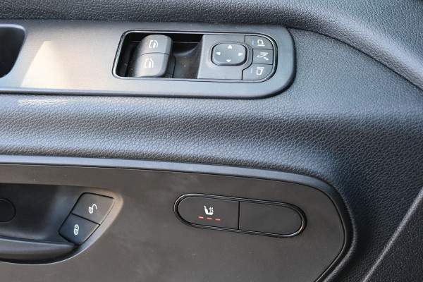 Mercedes-Benz Sprinter 317 CDI L2H2 Pro LED, Geveerde stoel, Navigatie met camera