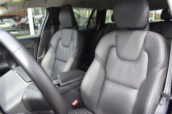 Volvo V60 B4 211PK Automaat Plus Dark | Trekhaak | ACC | Leder | Stoelverwarming | 360 Camera | 18"LMV