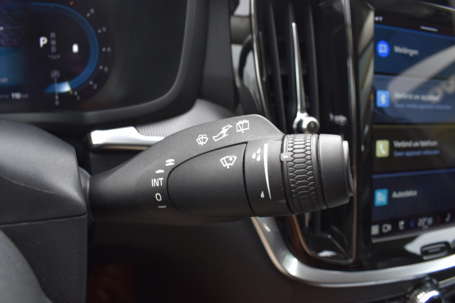 Volvo V60 B4 211PK Automaat Plus Dark | Trekhaak | ACC | Leder | Stoelverwarming | 360 Camera | 18"LMV