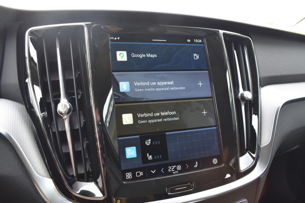 Volvo V60 B4 211PK Automaat Plus Dark | Trekhaak | ACC | Leder | Stoelverwarming | 360 Camera | 18"LMV