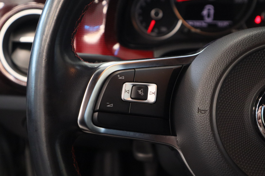 Volkswagen up! 1.0 TSI GTI Dealer onderhouden