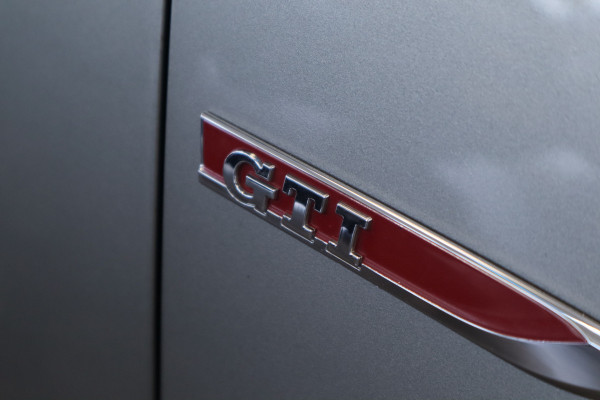 Volkswagen up! 1.0 TSI GTI Dealer onderhouden