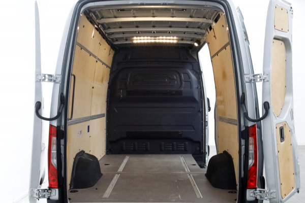 Mercedes-Benz Sprinter 316 CDI 163pk RWD L2H2 Airco/Navi/Camera 09-2020