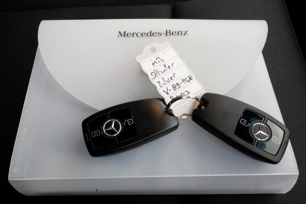 Mercedes-Benz Sprinter 316 CDI 163pk RWD L2H2 Airco/Navi/Camera 09-2020