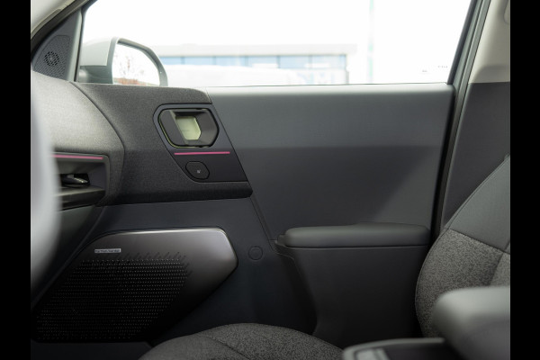 Kia EV2 Plus Advanced 42.2 kWh | Schuifkanteldak | Stoel en stuurverwarming | Navigatie |