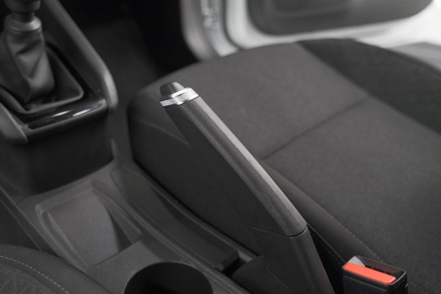 Renault Clio TCe 90 Equilibre | Parkeersensoren | Apple Carplay | Cruise Control | Airco