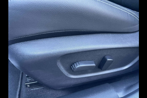 Nissan QASHQAI 1.2 Tekna + / panoramadak / stoelverwarming / Bose